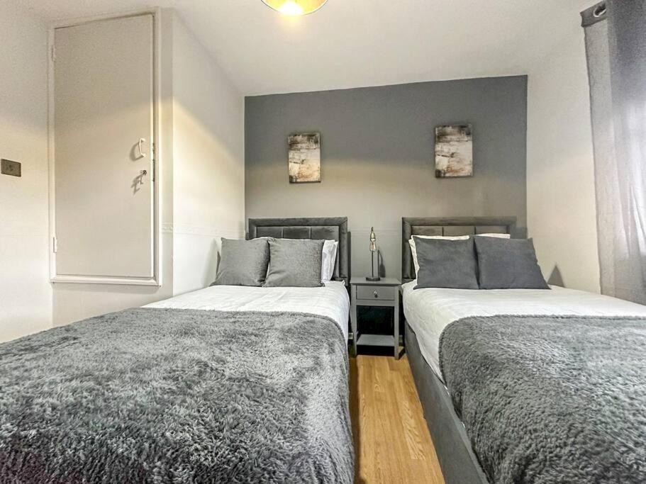 Newly Refurbished 3 Bed House Near London O2 Arena Villa Exteriör bild
